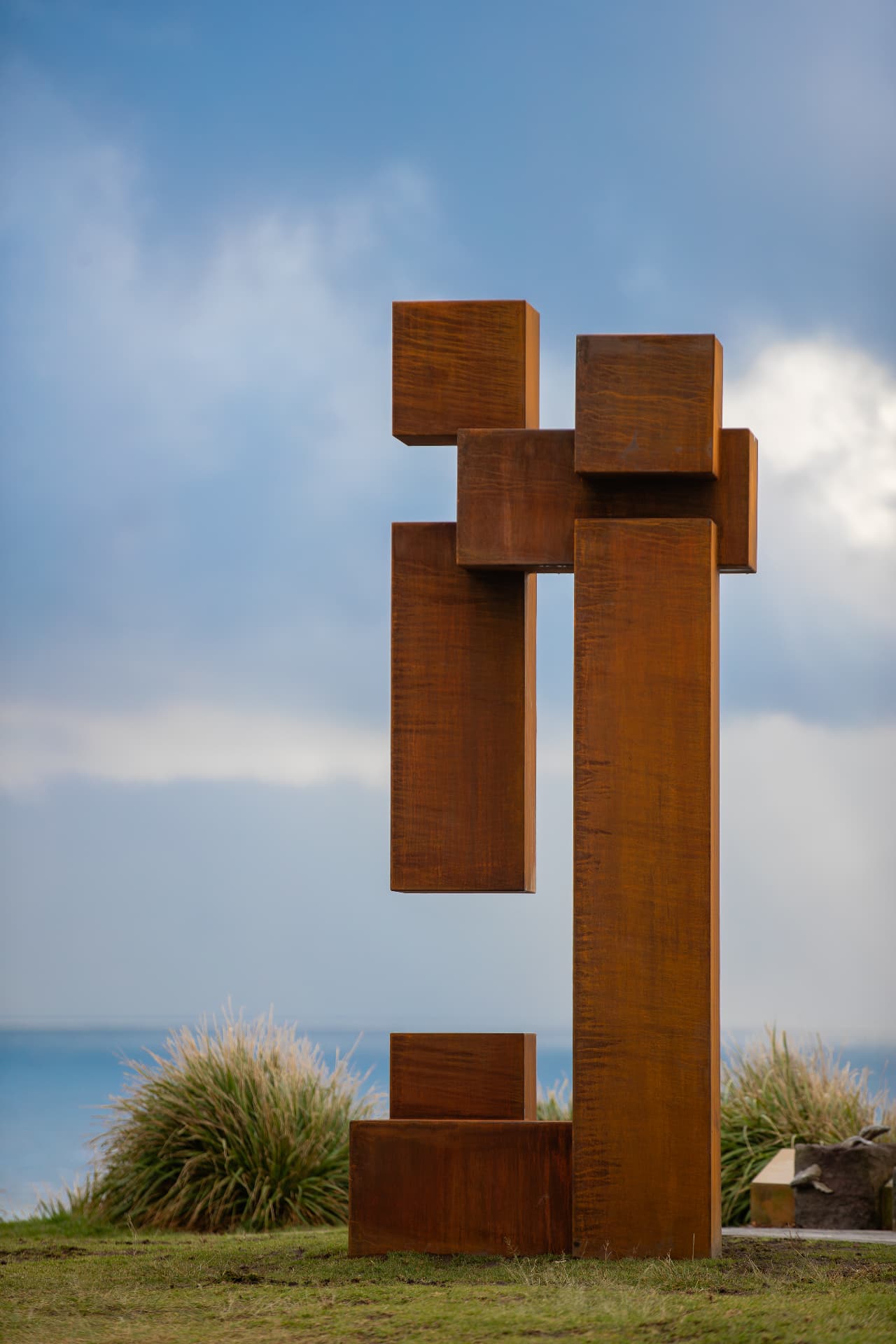 Support IV by Nenad Milovanović — photo 1 of 4
