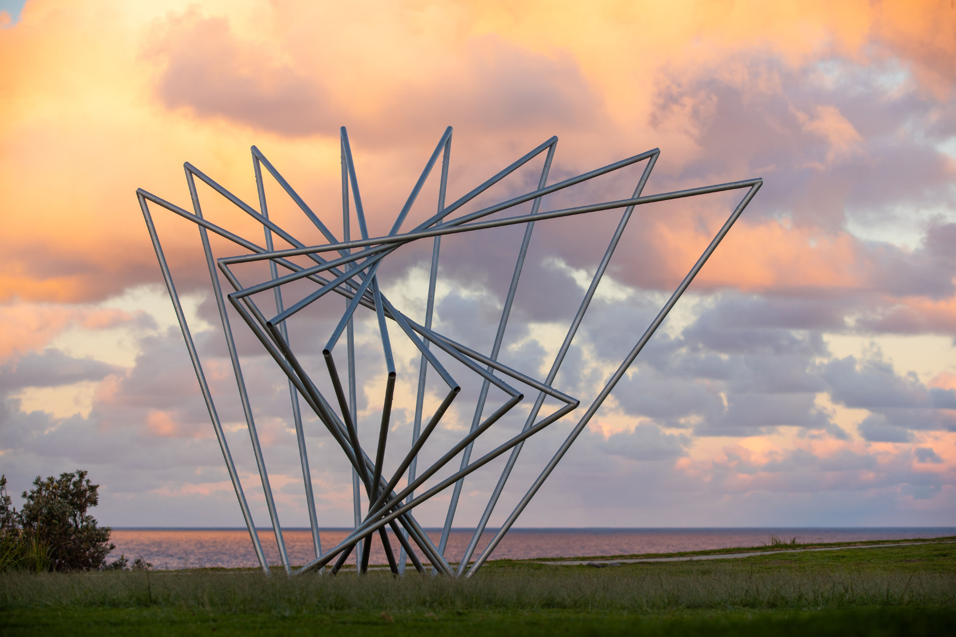 Helical Horizon by Alejandro Propato — photo 1 of 5